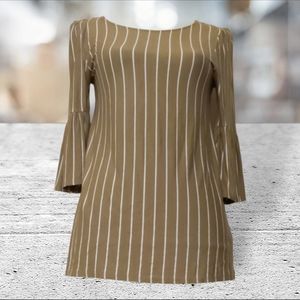 Ing green striped top with bell sleeves size M